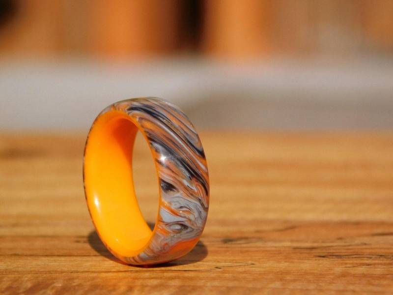 Tigerauge Kunstharz X Sunshine Orange Glow Ring von Bergksmetalworks