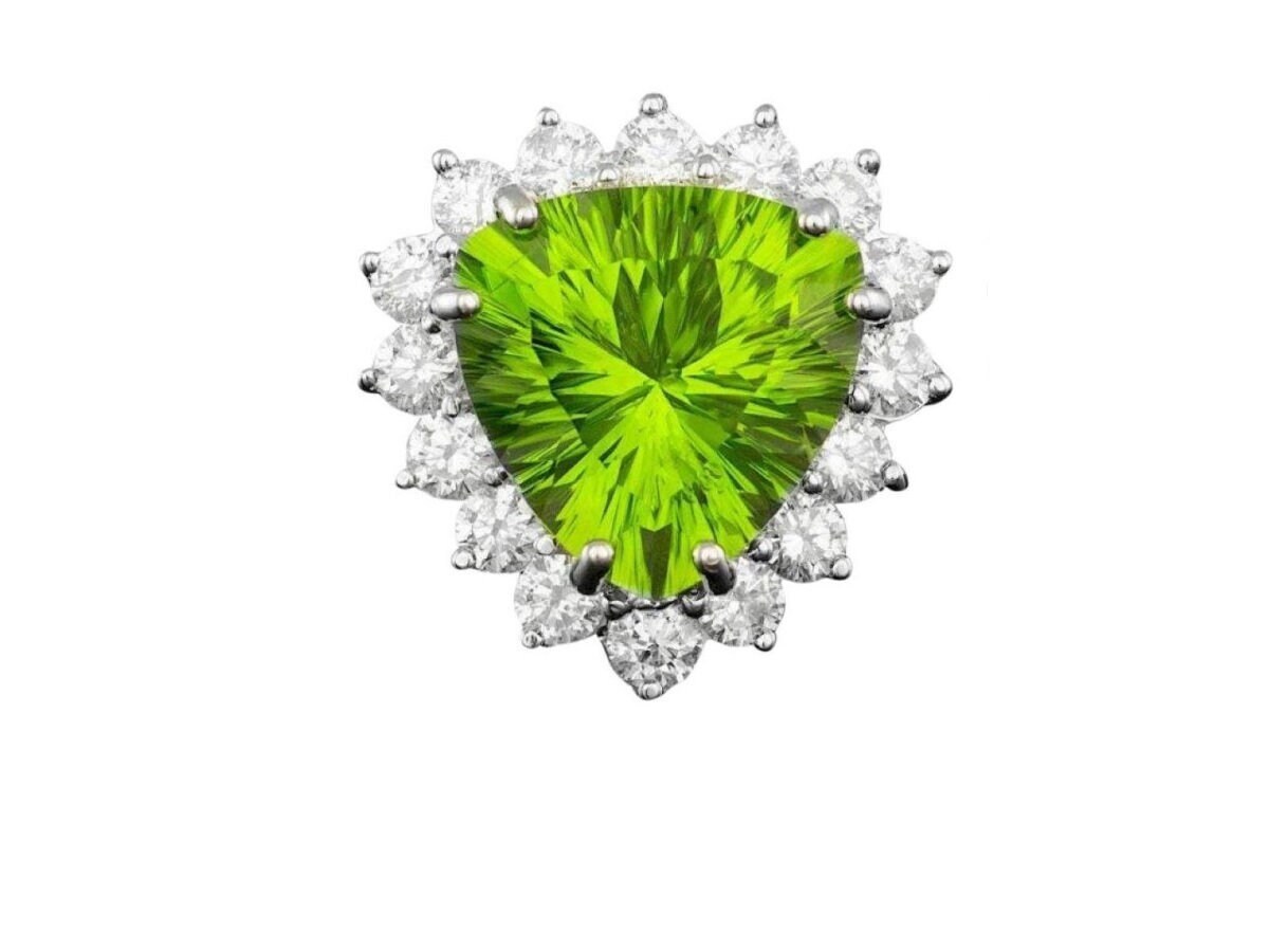 10.90 Karat Natürlicher Peridot Und Diamant 14K Massiver Weißgold Ring von Beringo