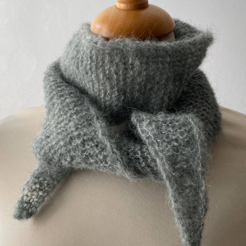 Handgestrickter Schal Alpaka Seide - Weicher Luxus Geschenk Für Sie Edles Accessoire Handmade von BerlinerMasche