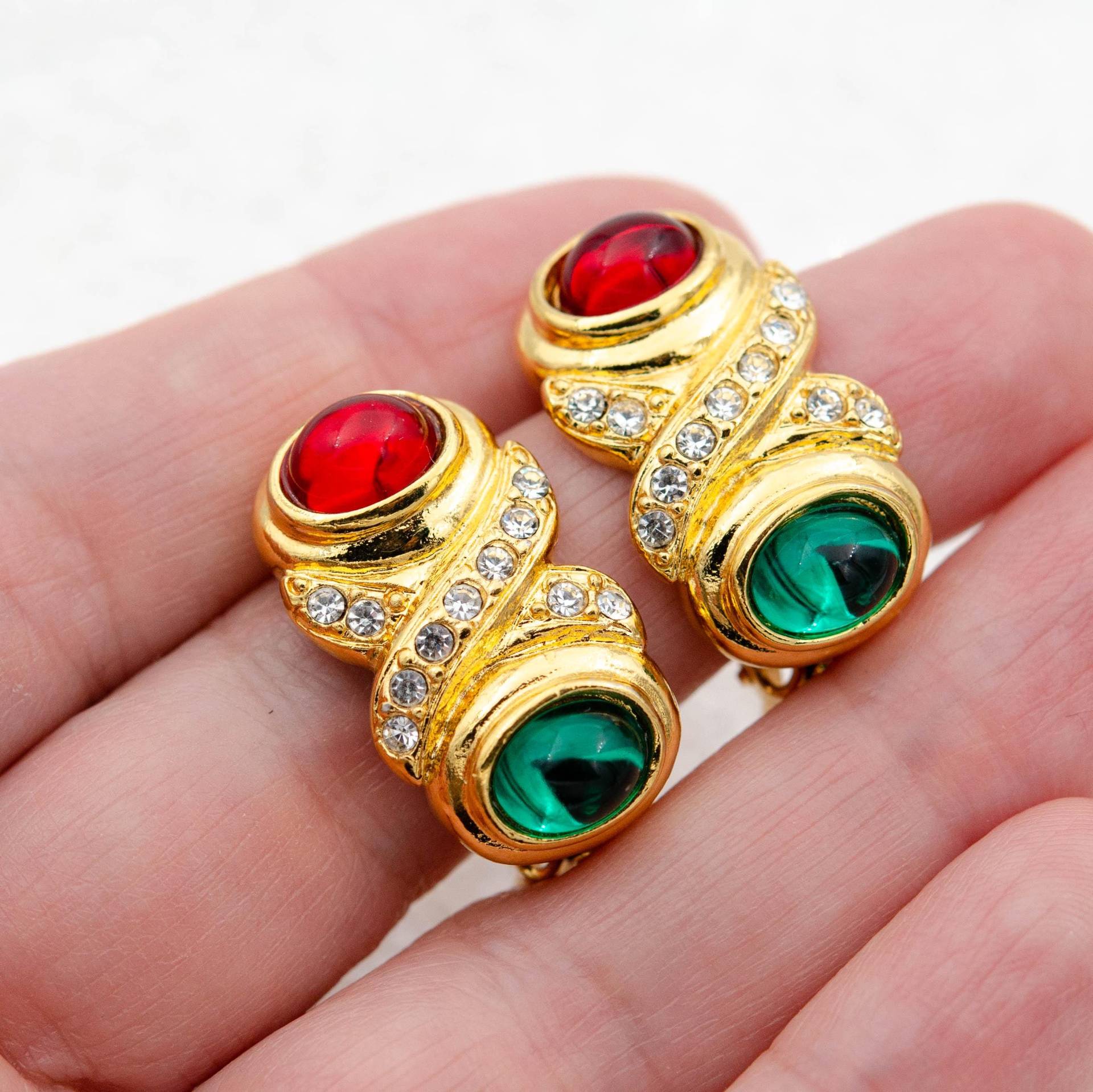 Vintage Bunte Gripoix Ohrringe Gold Klobige Nicht Durchbohrte Statement Strass Xo von BerlinerVintageJewel
