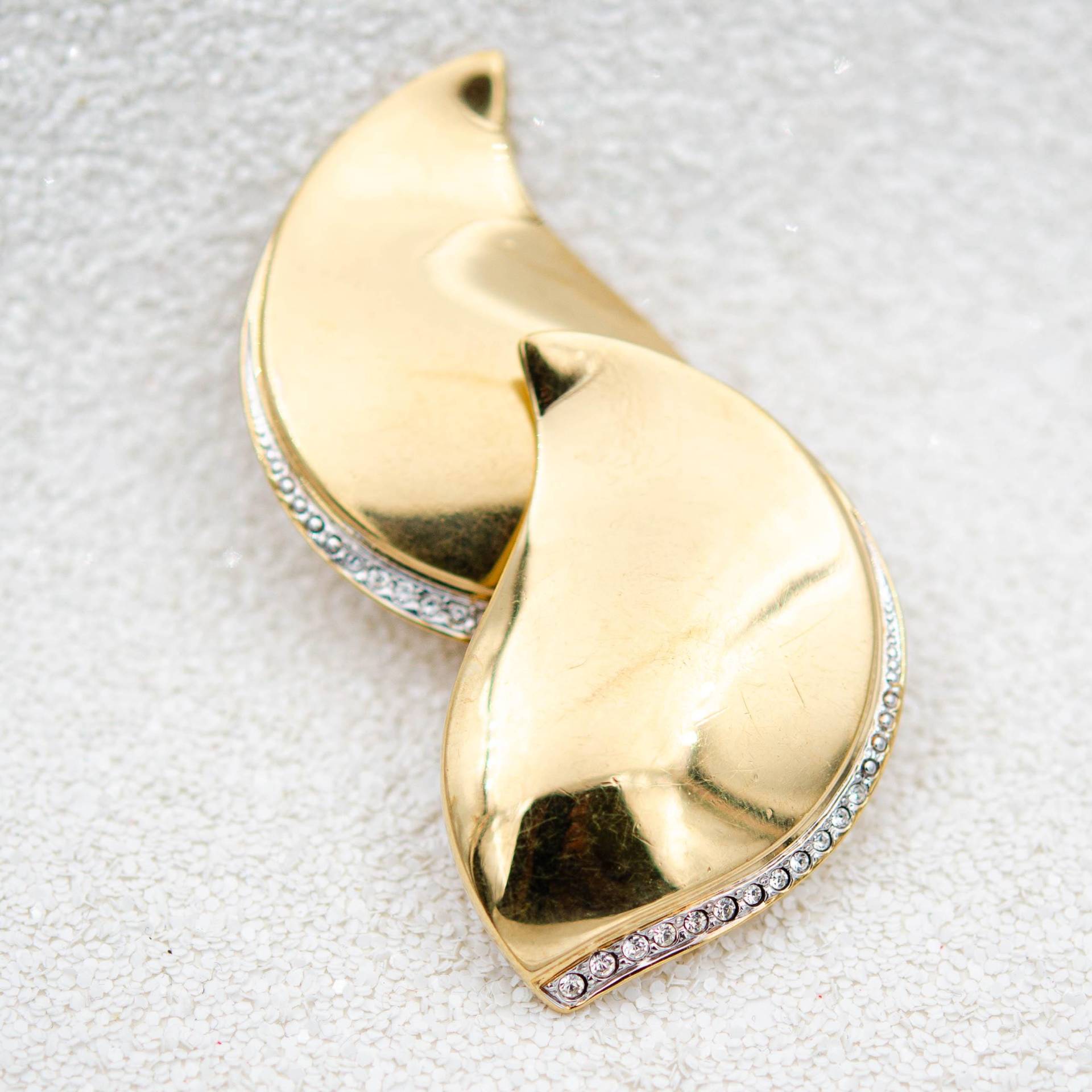 Vintage Pierre Lang Übergroße Gold Nicht Durchbohrte Ohrringe Massive Flamme Klarer Kristall Extra Große Teardrop April Geburtsstein von BerlinerVintageJewel