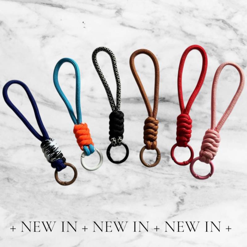 Keychain Seil Schlüsselanhänger Handmade Paracord Unikat Rit Rosa Blau Taschenanhänger Geschenk Boho Pastellfarben Geschenkidee von BerlishopBerlin