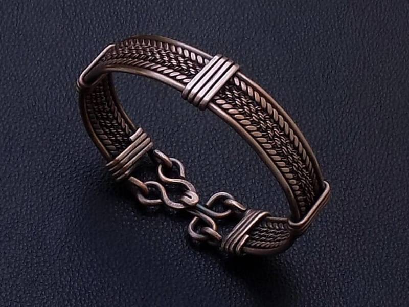 Handgefertigtes Geflochtenes Kupfer Armreif Armband Für Herren Im Antiken Stil von BernaDerin