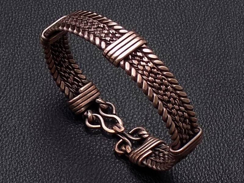 Handgefertigtes Kupfergeflecht Manschette Armband Gedrehte Draht Band von BernaDerin