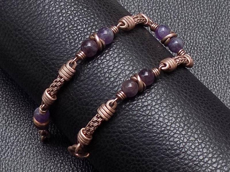 Perlen Männer Kettenglieder Kupfer Armband Mit Lila Amethyst 6 Mm Edelsteinen von BernaDerin