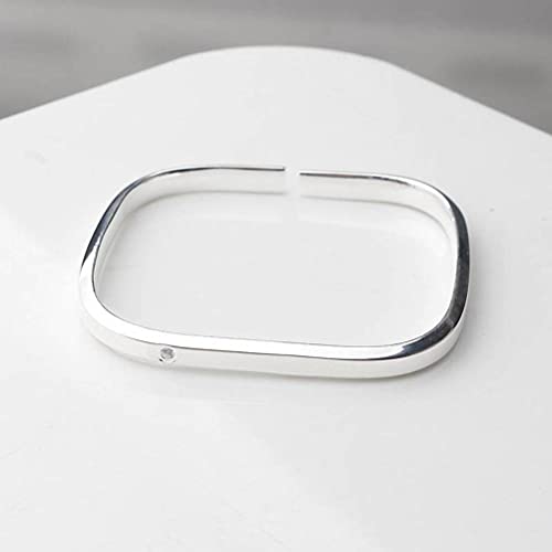 Bernice Funk Quadratisches starres Armband aus 999er Sterlingsilber Offenes Armband aus Sterlingsilber quadratisch klein vergoldet für Damen Silber Bernice Funk Quadratisches starres Armband aus 999er Sterlingsilber Offenes Armband aus Sterlingsilber quadratisch klein vergoldet für Damen Silber von Bernice Funk