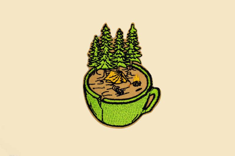Bügelbild Camping in Forest Cup Motiv Aufnäher/Camping Icon Abzeichen/Camper Dekorativer Aufnäher/Diy Stickerei/Gestickte Applikation/Camping Bügelbild Camping in Forest Cup Motiv Aufnäher/Camping Icon Abzeichen/Camper Dekorativer Aufnäher/Diy Stickerei/Gestickte Applikation/Camping von BerniesWonderland