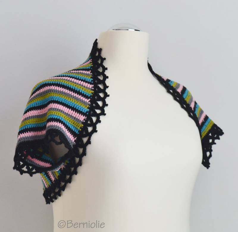 Gehäkelter Shrug, Gestreift Mit Schwarzer Spitzenborte, Sommerliche Kurzarm-strickjacke, Größe Xxl, Sofort Versandfertig, P465 von Berniolie