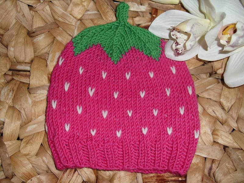Babymütze Kindermütze Himbeere - 100% Wolle Handgestrickt Viele Größen Sofort Lieferbar Erdbeere Himbeermütze von BerryBox