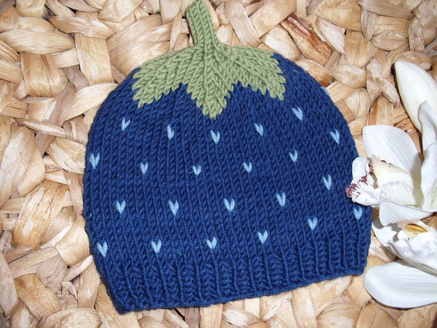 Blaubeermütze - Baby- Und Kindermütze Aus 100% Wolle in Wunschgröße Handgestrickt von BerryBox