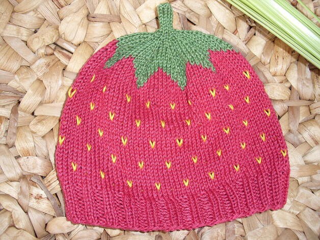 Erdbeermütze - Baby- Und Kindermütze Aus 100% Baumwolle in Vielen Größen Handgestrickt Erdbeermütze - Baby- Und Kindermütze Aus 100% Baumwolle in Vielen Größen Handgestrickt von BerryBox