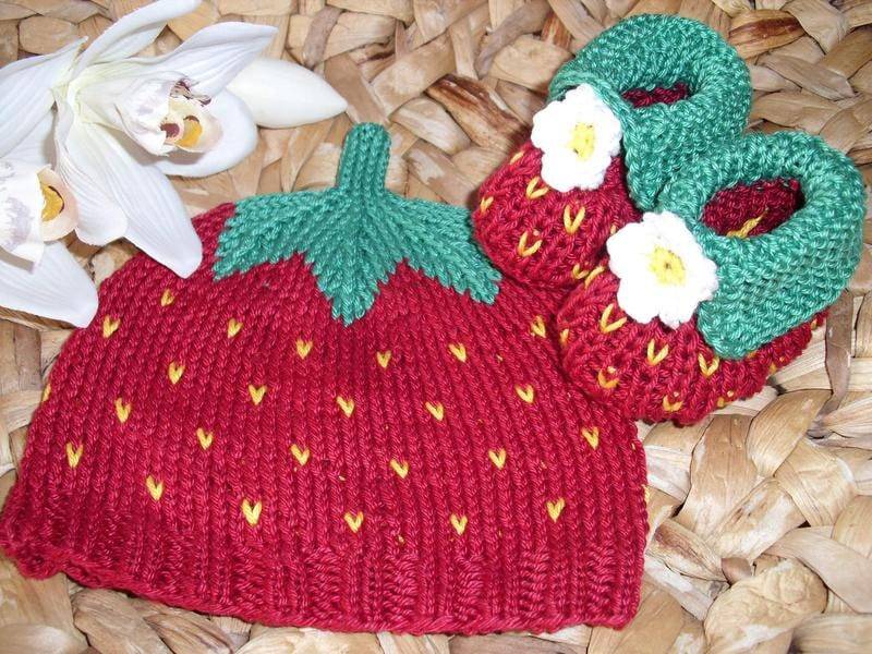 Set Mütze+Schuhe "Walderdbeeren" Für Babies Bis 4 Monate - Pure Cotton Baumwolle Wild Strawberry Set Mütze+Schuhe "Walderdbeeren" Für Babies Bis 4 Monate - Pure Cotton Baumwolle Wild Strawberry von BerryBox