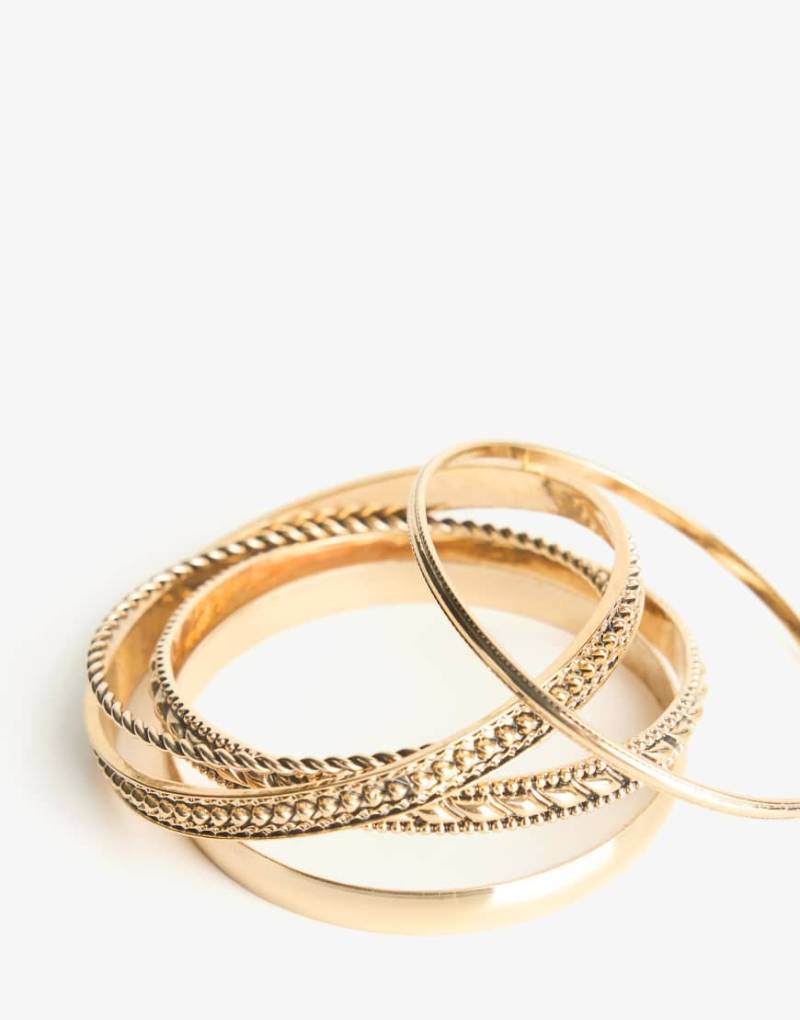 Bershka - 5-Pack Armreifen in Metallic-Goldoptik-Goldfarben Bershka - 5-Pack Armreifen in Metallic-Goldoptik-Goldfarben von Bershka