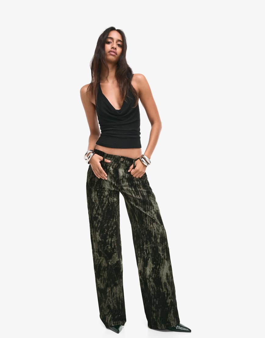 Bershka - Baggy-Hose in Dunkelgrün Bershka - Baggy-Hose in Dunkelgrün von Bershka