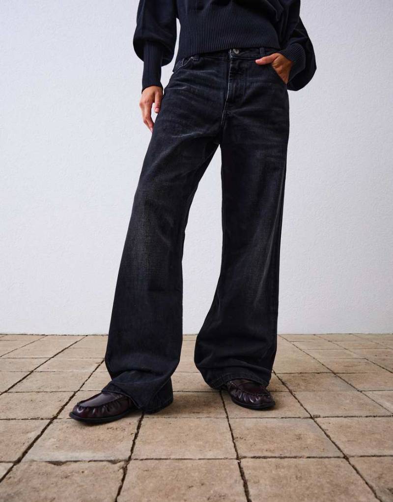 Bershka - Baggy-Jeans in Schwarz von Bershka