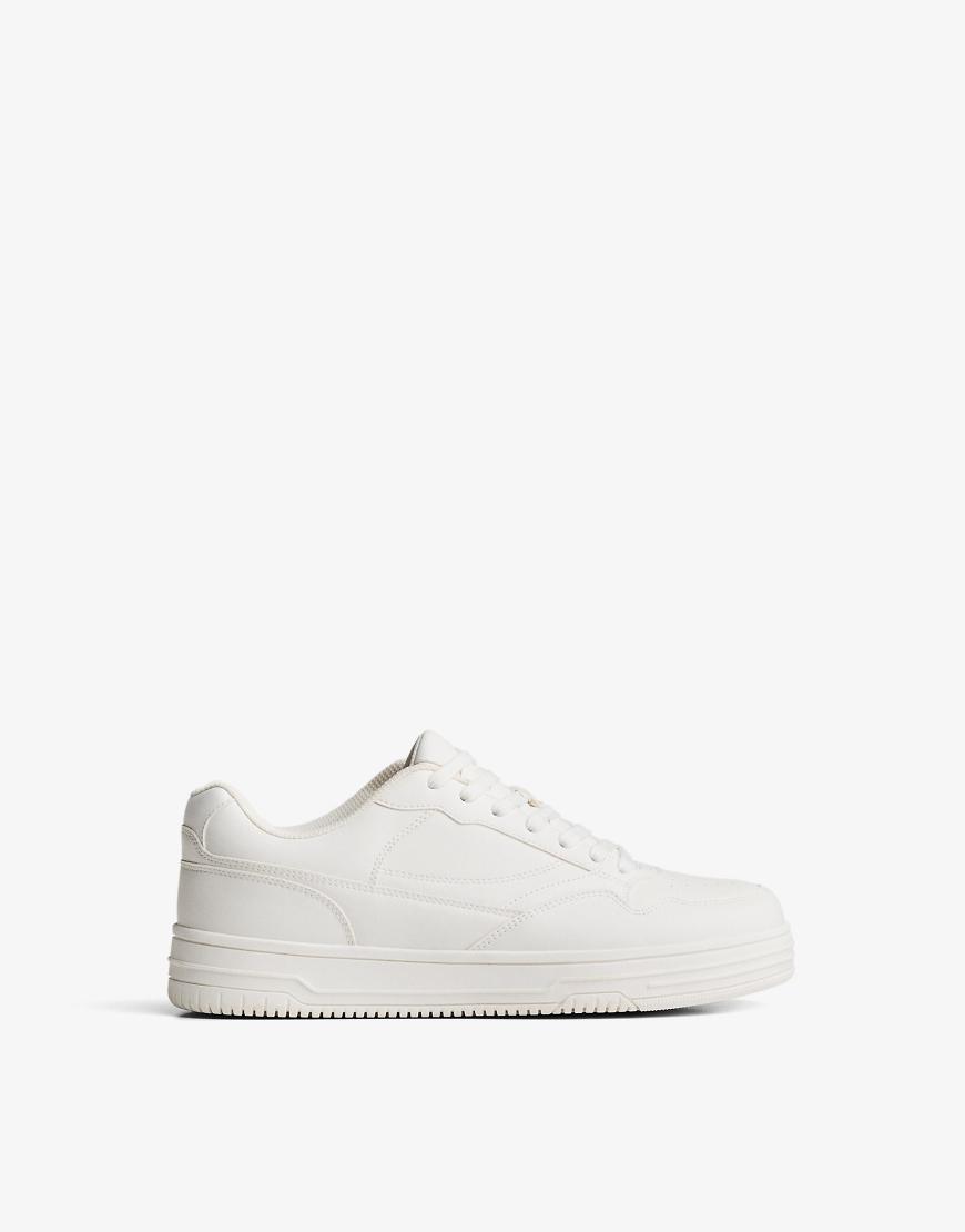 Bershka - Basic - Street-Sneaker in Weiß von Bershka