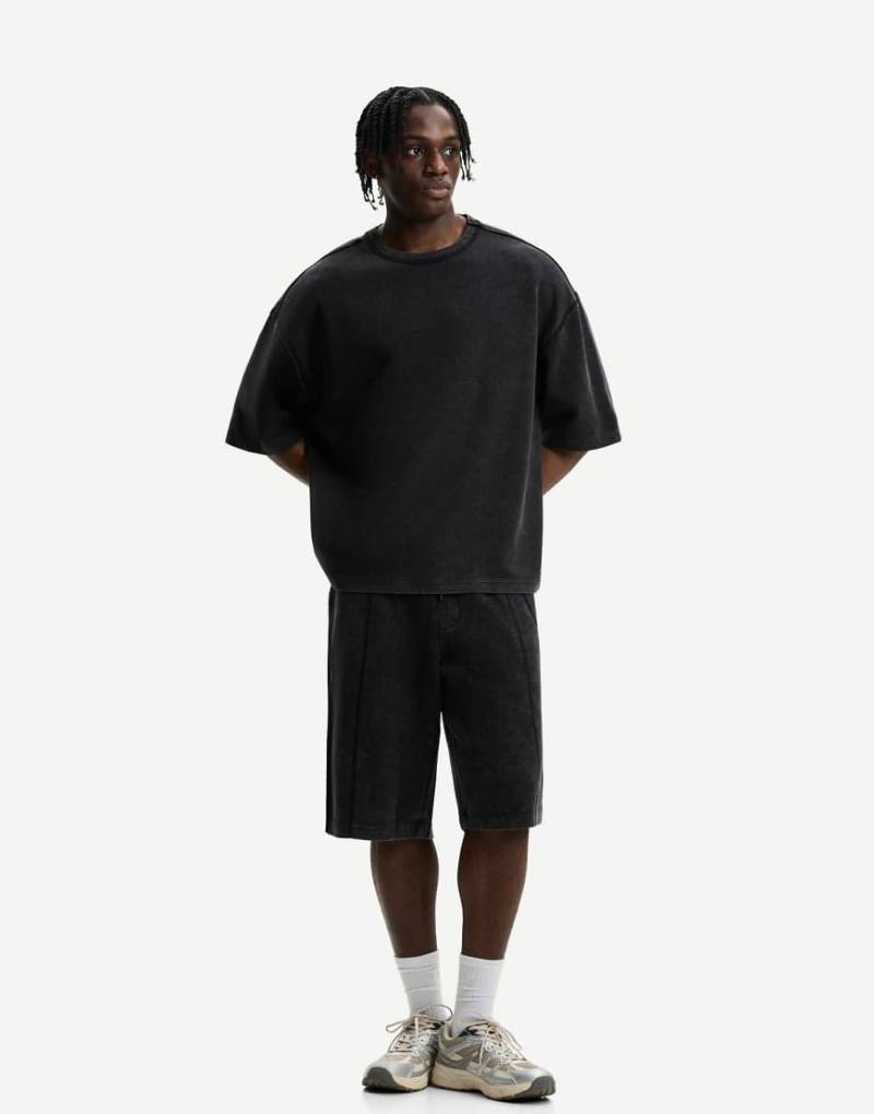 Bershka - Bermudashorts in Schwarz mit Taschen von Bershka