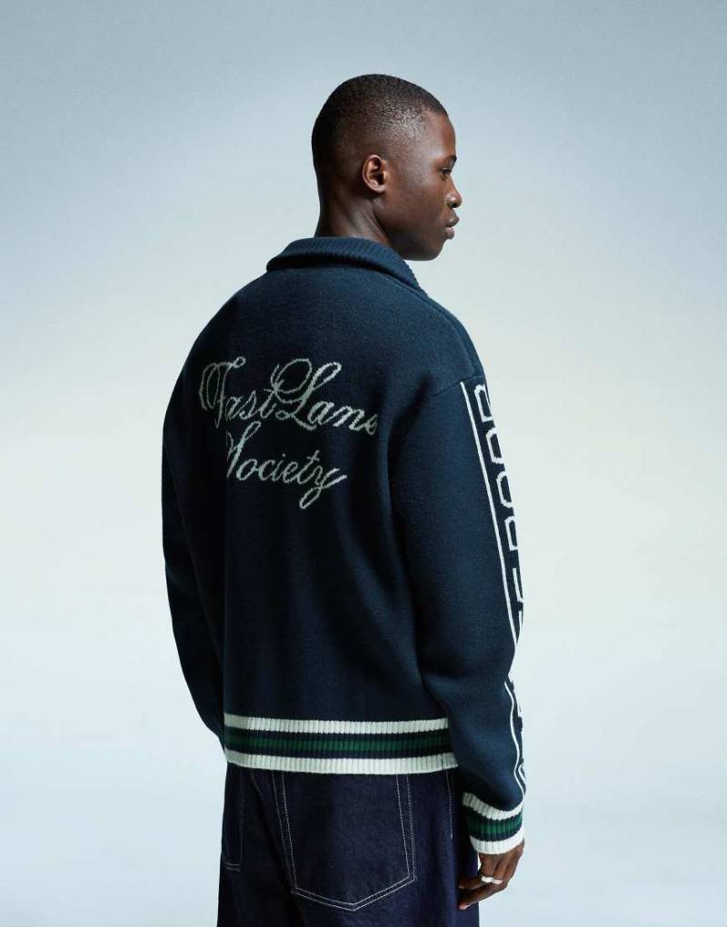 Bershka - Bestickte Jacke in Jeansblau mit Reißverschluss von Bershka