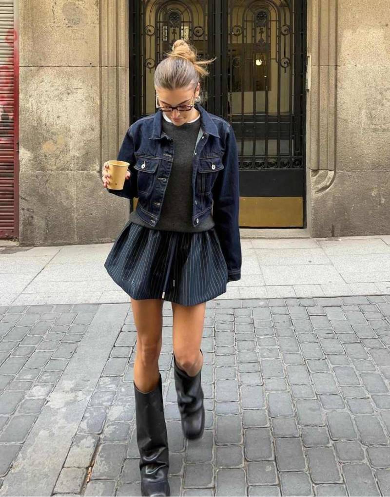 Bershka - Blaue Jeansjacke mit kurzem Schnitt-Marineblau von Bershka