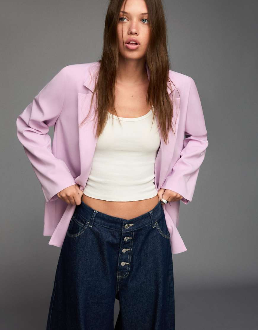 Bershka - Blazer in Rosa mit Bindedetails am Rücken Bershka - Blazer in Rosa mit Bindedetails am Rücken von Bershka