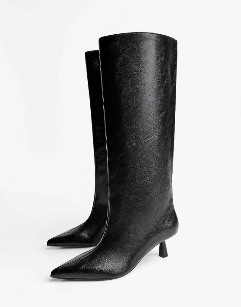 Bershka - Boots in Schwarz mit Kitten-Absatz von Bershka