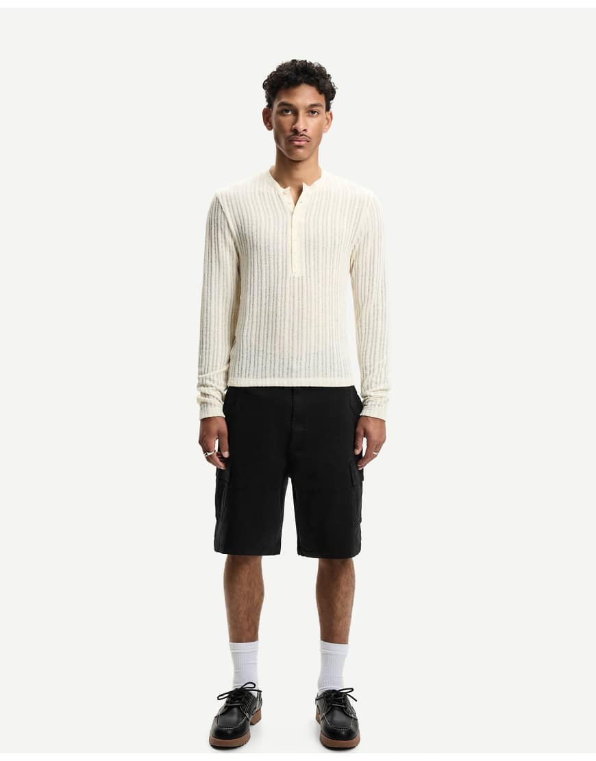 Bershka - Cargo-Bermuda-Shorts in Schwarz Bershka - Cargo-Bermuda-Shorts in Schwarz von Bershka