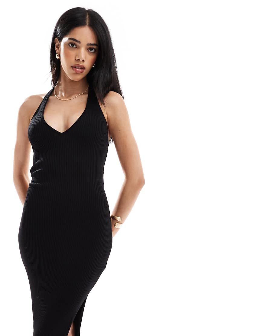 Bershka - Figurbetontes Neckholder-Midikleid aus Strick in Schwarz von Bershka