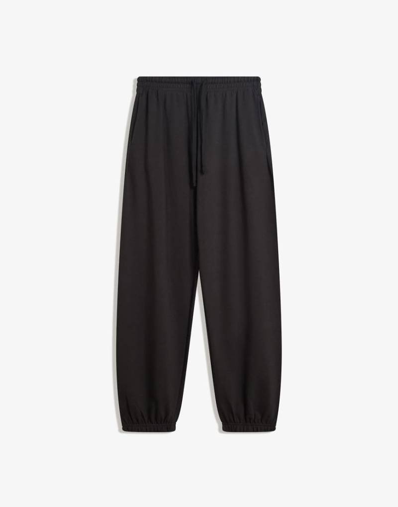 Bershka - Flauschige Jogginghose in Schwarz Bershka - Flauschige Jogginghose in Schwarz von Bershka