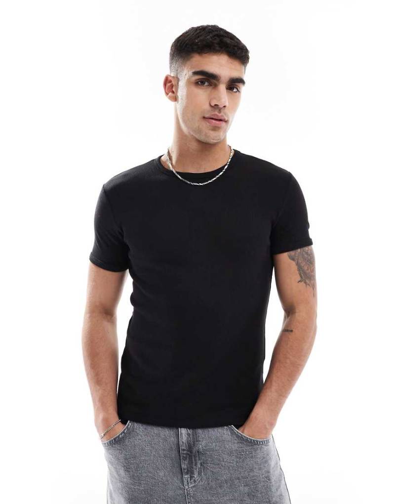 Bershka - Geripptes, kurzärmliges T-Shirt in Schwarz von Bershka