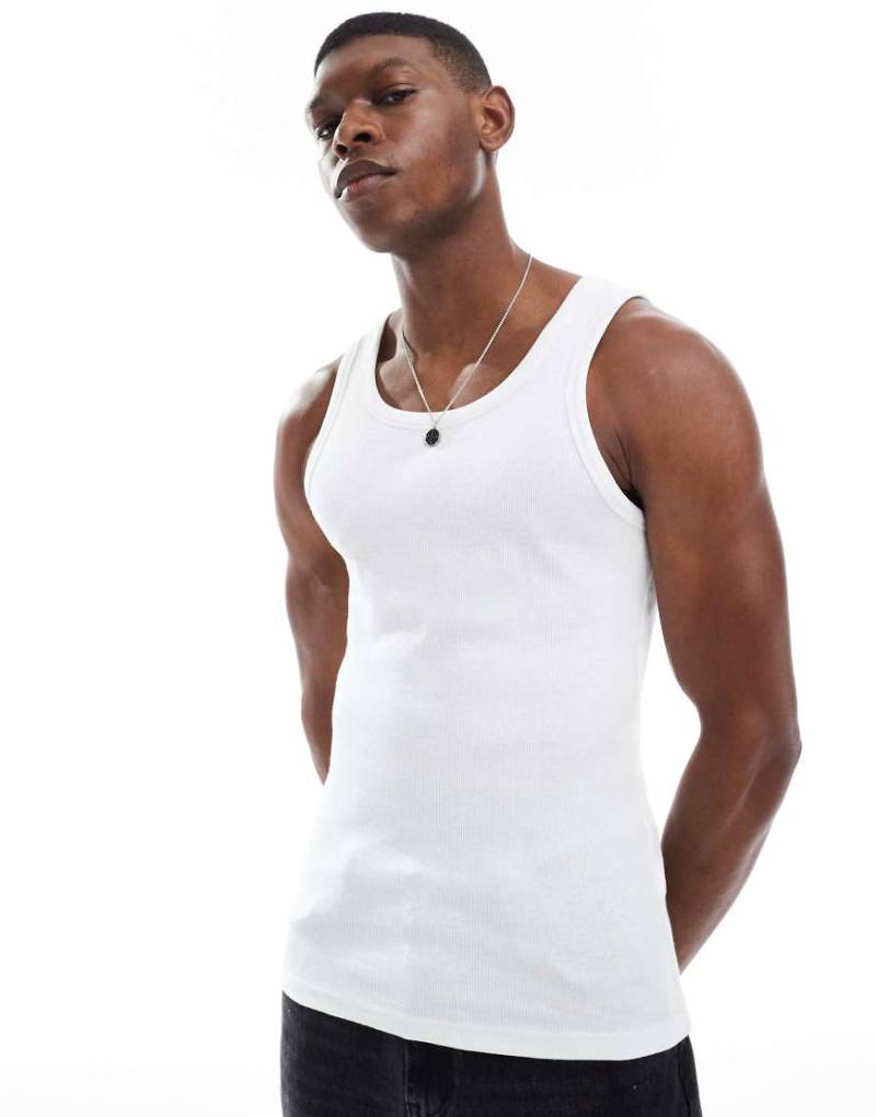 Bershka - Geripptes Trägertop in Weiß von Bershka