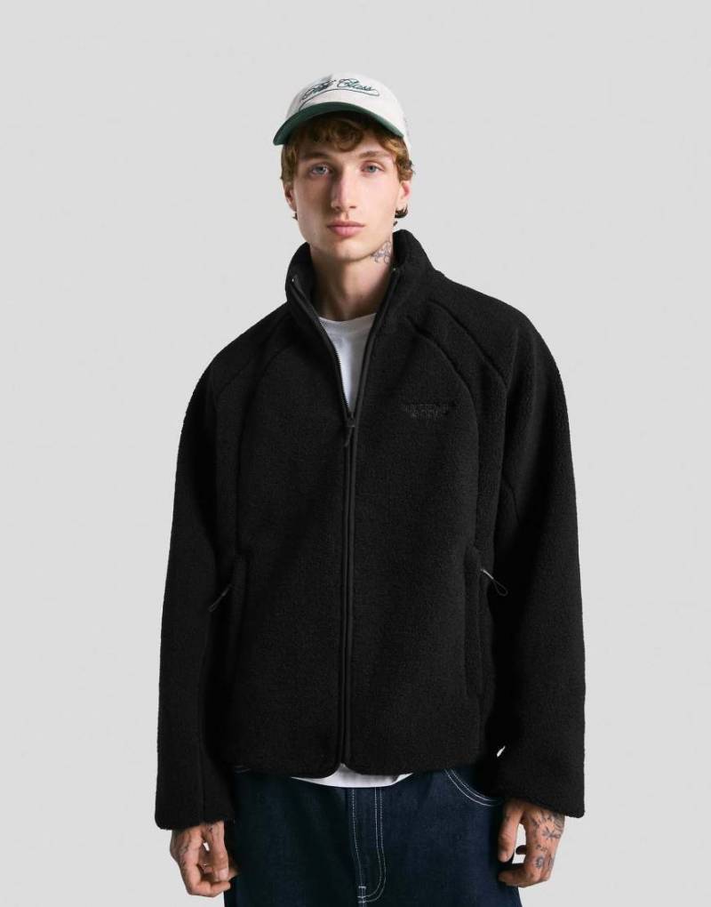 Bershka - Jacke aus Lammfellimitat in Schwarz von Bershka