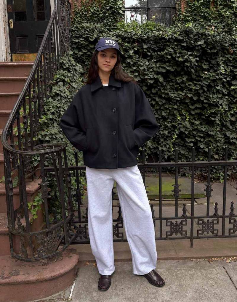 Bershka - Jacke in Blau mit Filzstruktur und Fledermausärmeln-Marineblau von Bershka