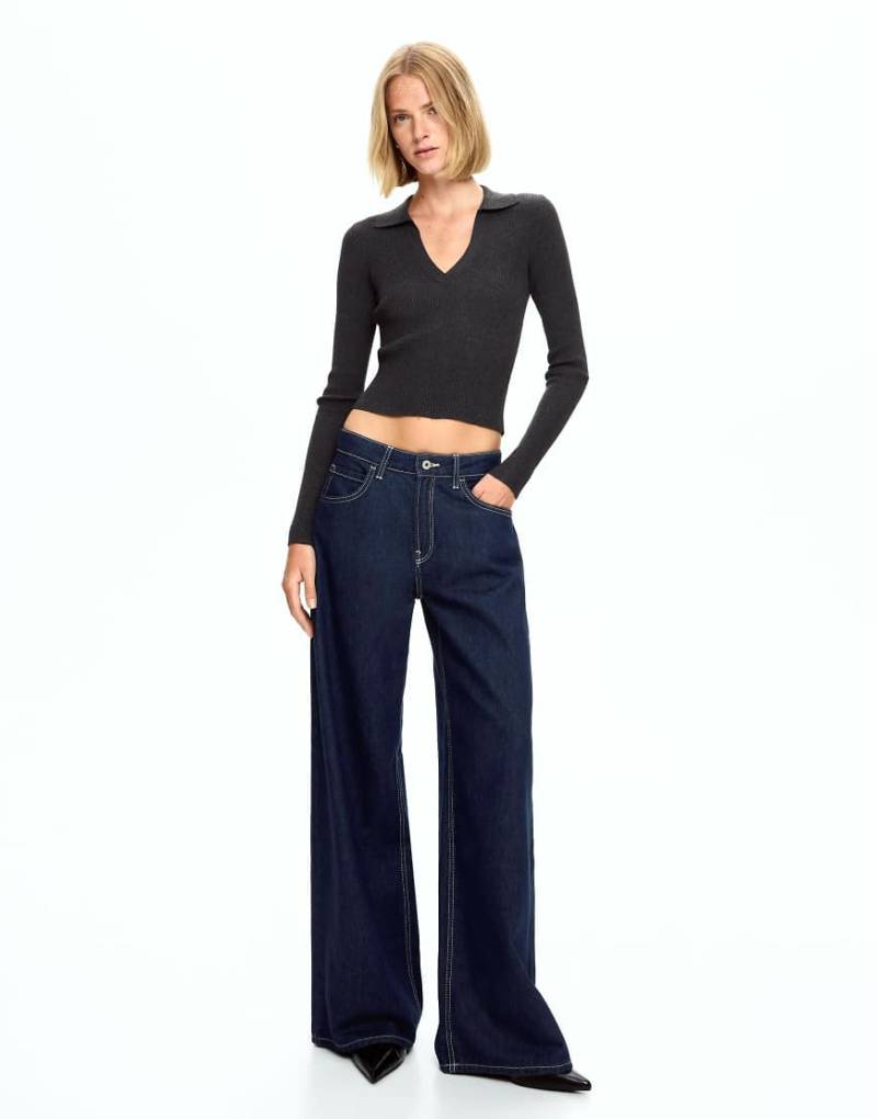 Bershka - Jeans in Blau mit weitem Bein-Marineblau von Bershka