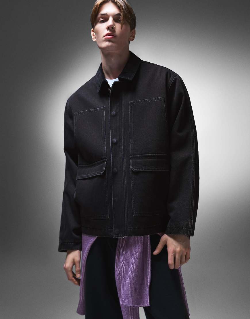 Bershka - Jeansjacke in Schwarz mit Taschen von Bershka