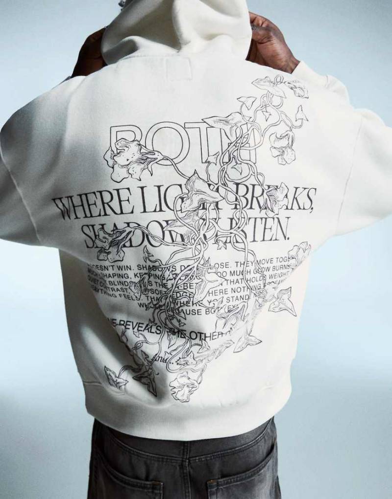 Bershka - Kapuzenpullover in Weiß mit Print von Bershka