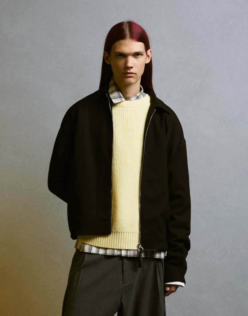 Bershka - Kastige, elegante Hemdjacke in Schwarz mit Reißverschluss von Bershka