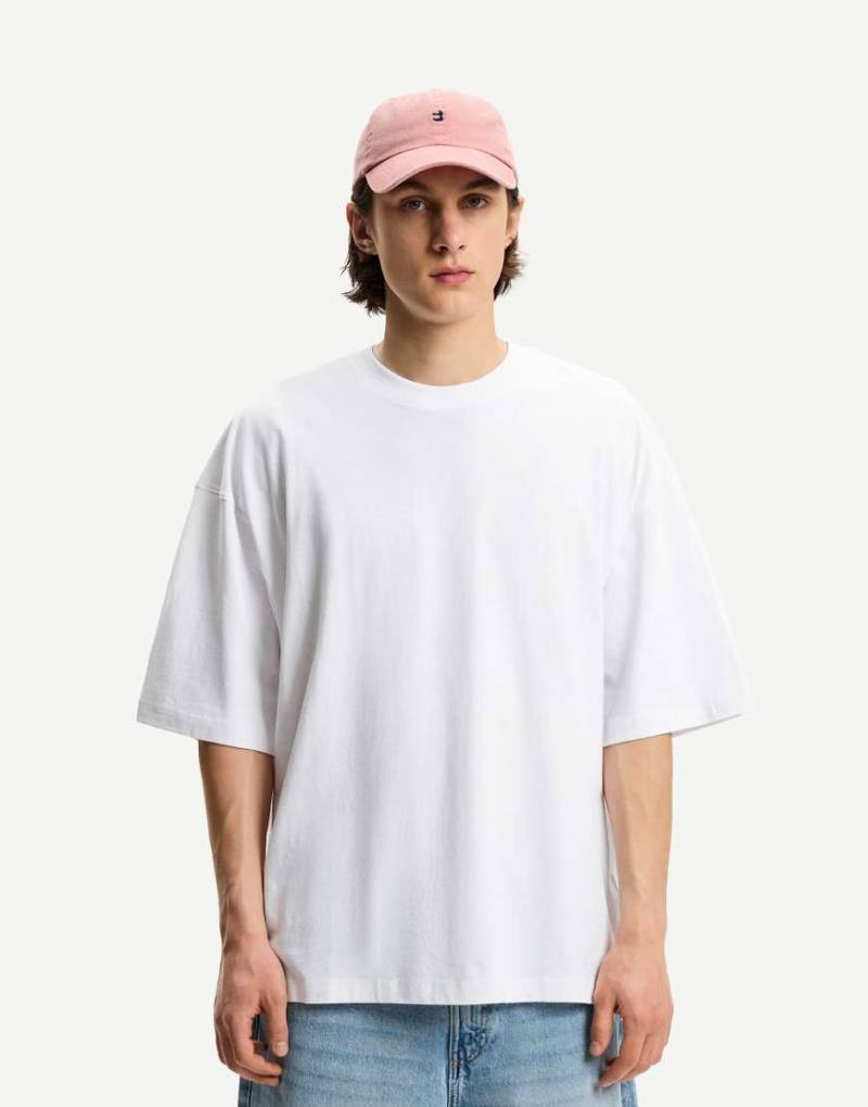 Bershka - Kurzärmliges Oversize-T-Shirt in Weiß von Bershka