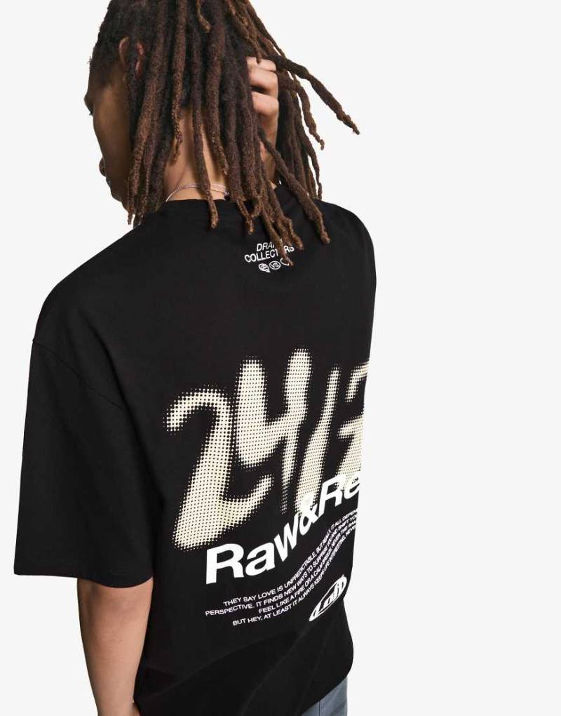 Bershka - Kurzärmliges T-Shirt in Schwarz mit Print von Bershka