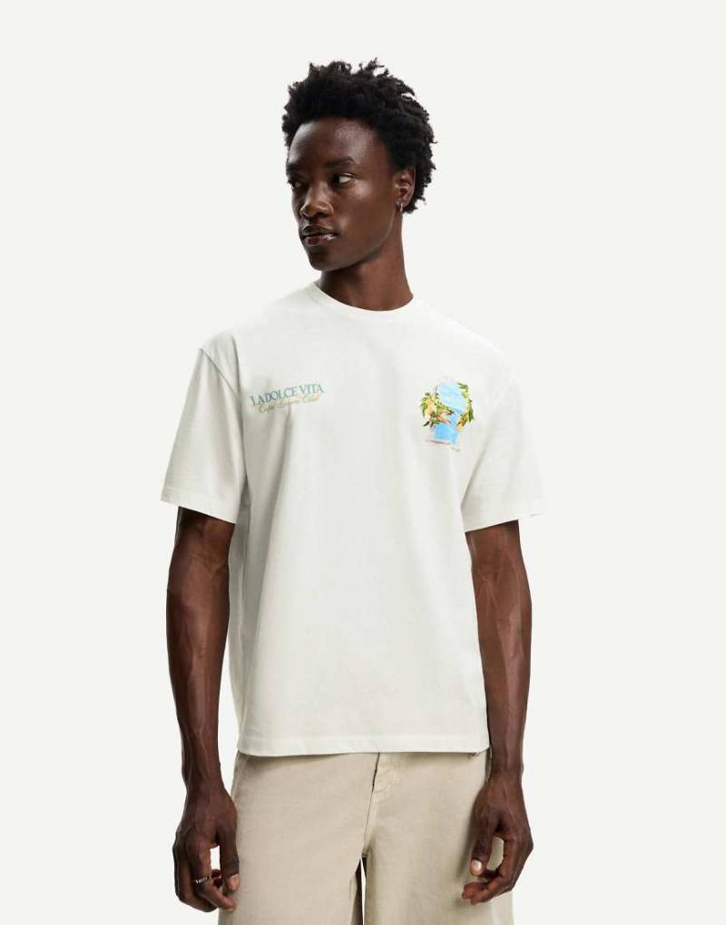 Bershka - Kurzärmliges T-Shirt in Weiß mit Print von Bershka