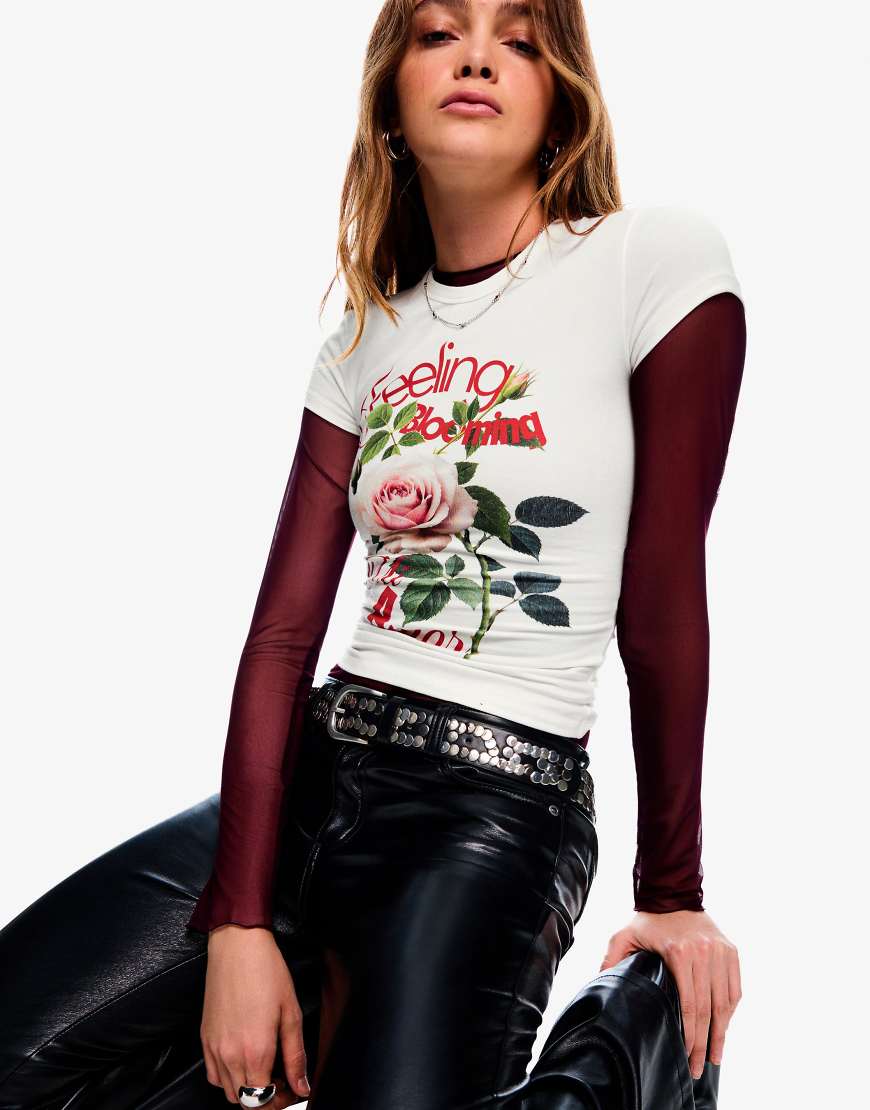 Bershka - Kurzärmliges T-Shirt in Weiß mit Print von Bershka