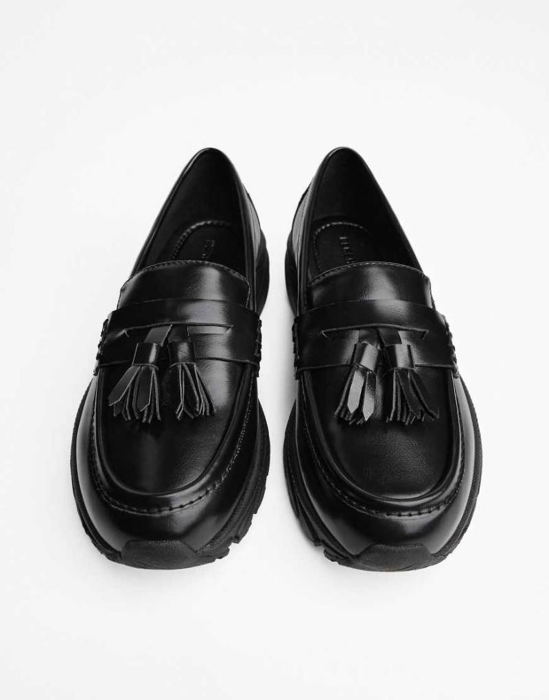 Bershka - Loafer in Schwarz mit sportlicher Sohle von Bershka
