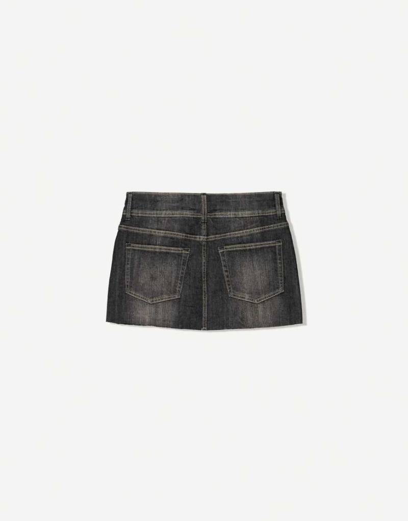Bershka - Mini-Skort aus Denim in Schwarz von Bershka