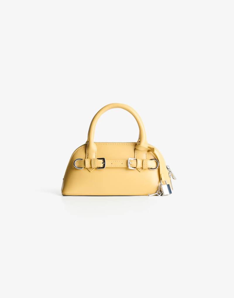 Bershka - Mini-Tasche aus Kunstleder in Gelb von Bershka