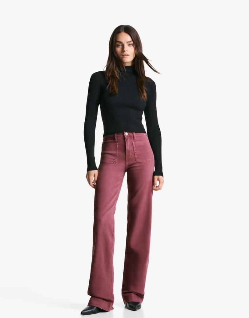 Bershka - Nahtlose Jeans in Rot mit weitem Bein und Taschen von Bershka