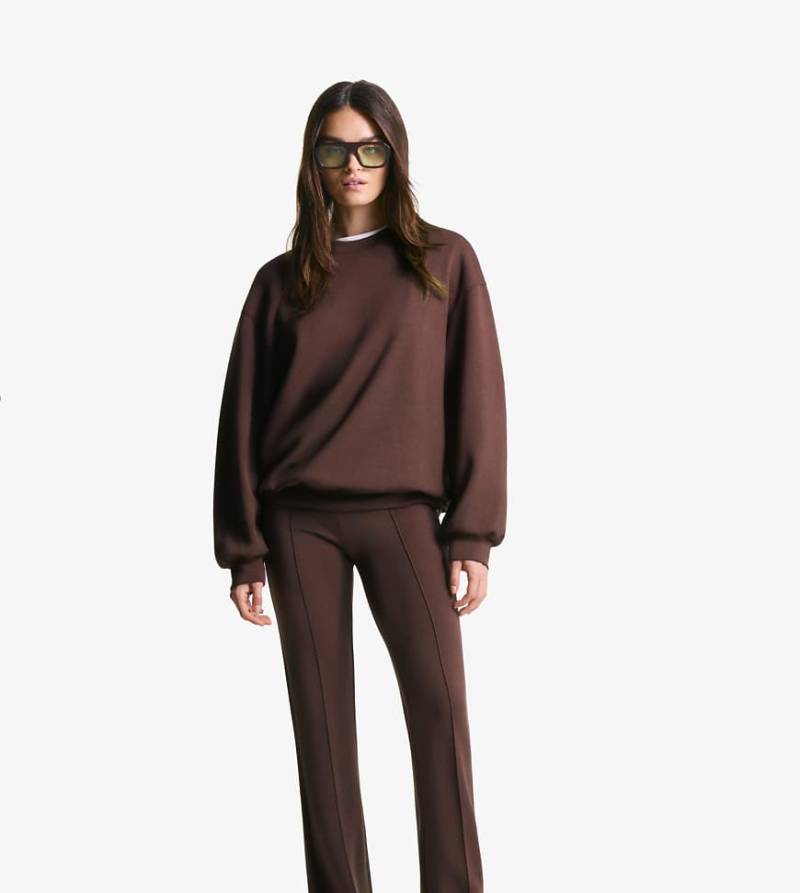 Bershka Petite - Schlaghose aus Modal in Braun-Brown von Bershka