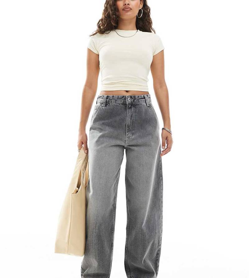 Bershka Petite - Skater-Jeans in Grau von Bershka