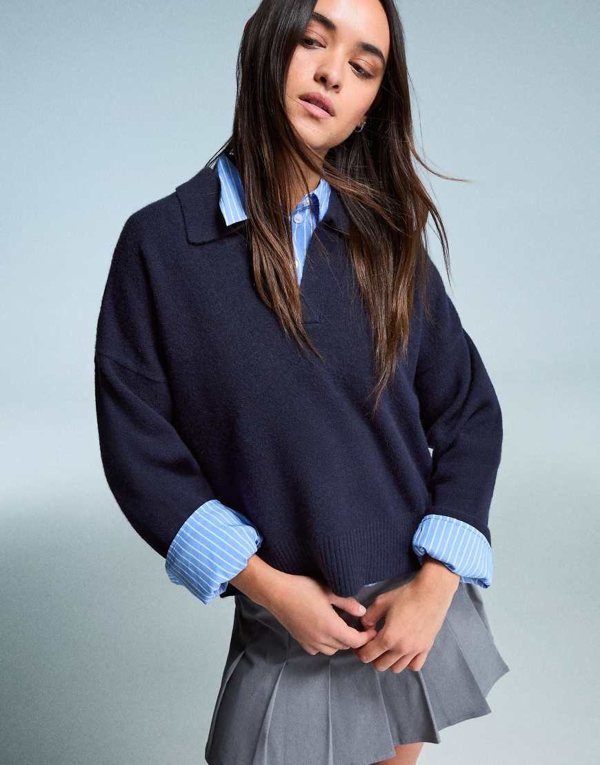 Bershka - Pullover in Jeansblau mit Polokragen von Bershka