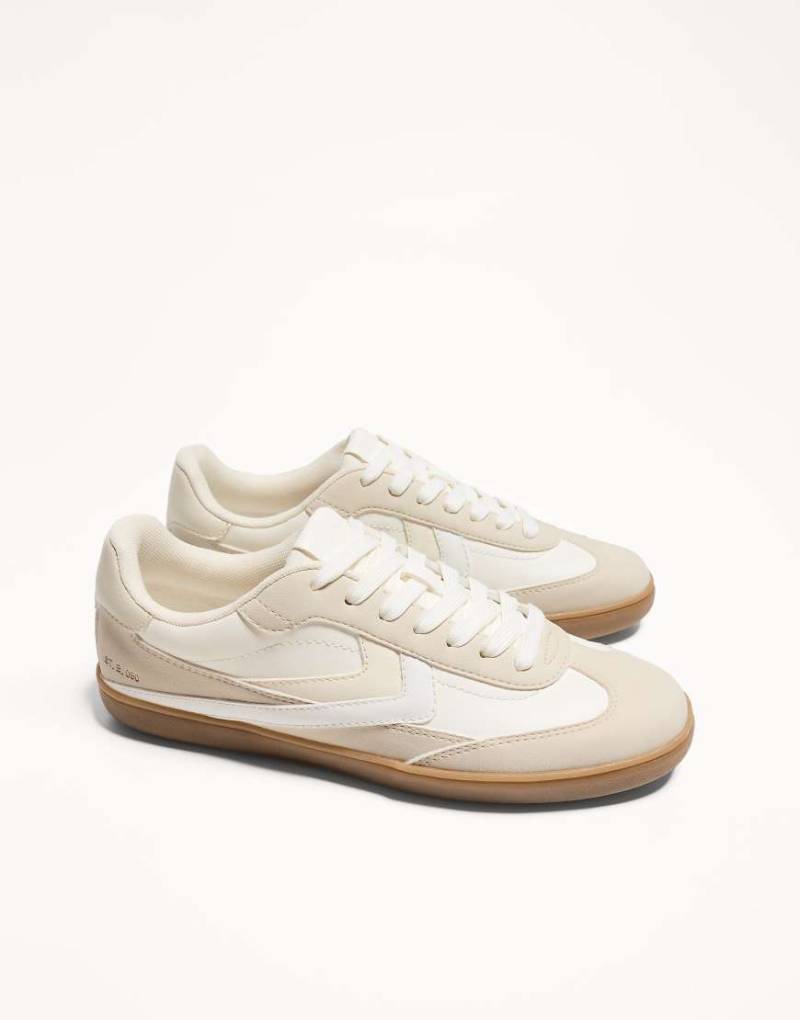 Bershka - Retro-Sneaker in Weiß von Bershka