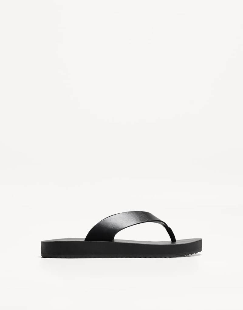 Bershka - Riemchensandalen in Schwarz Bershka - Riemchensandalen in Schwarz von Bershka