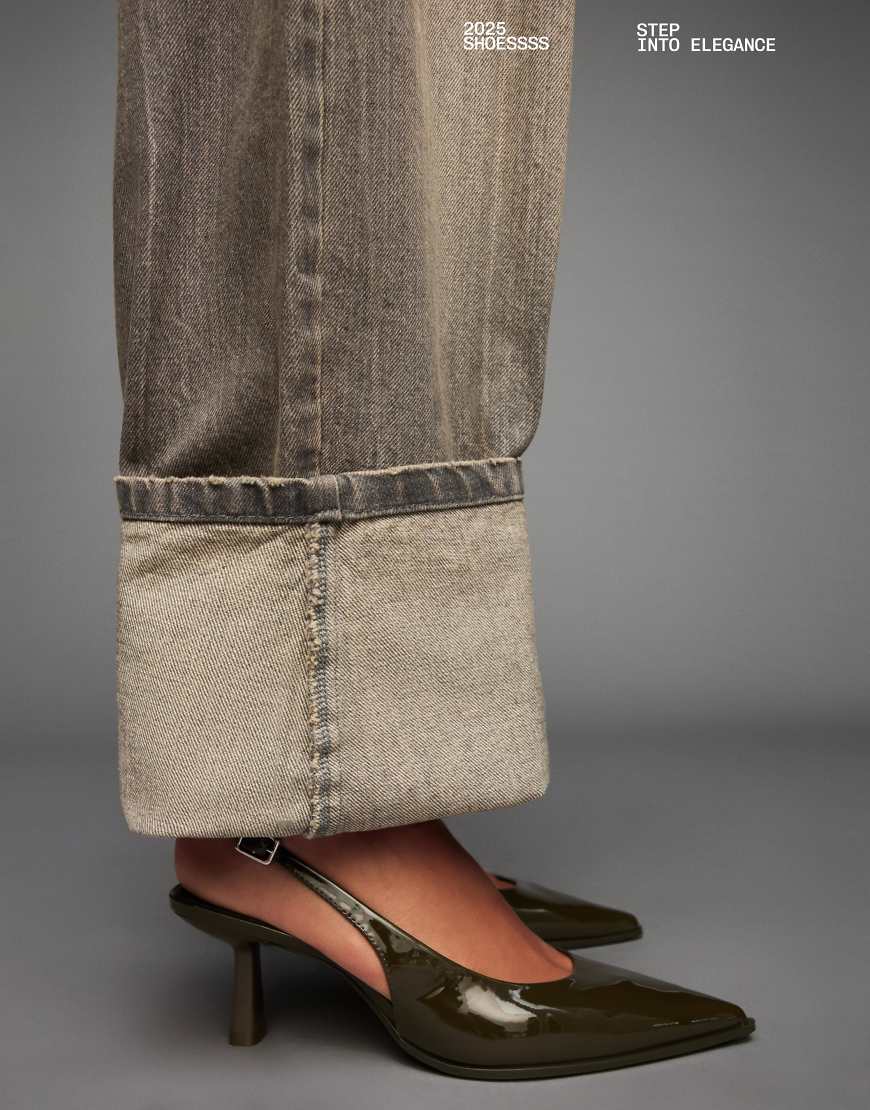 Bershka - Schuhe in Khaki mit Fersenriemchen und Kitten-Absatz-Grün von Bershka